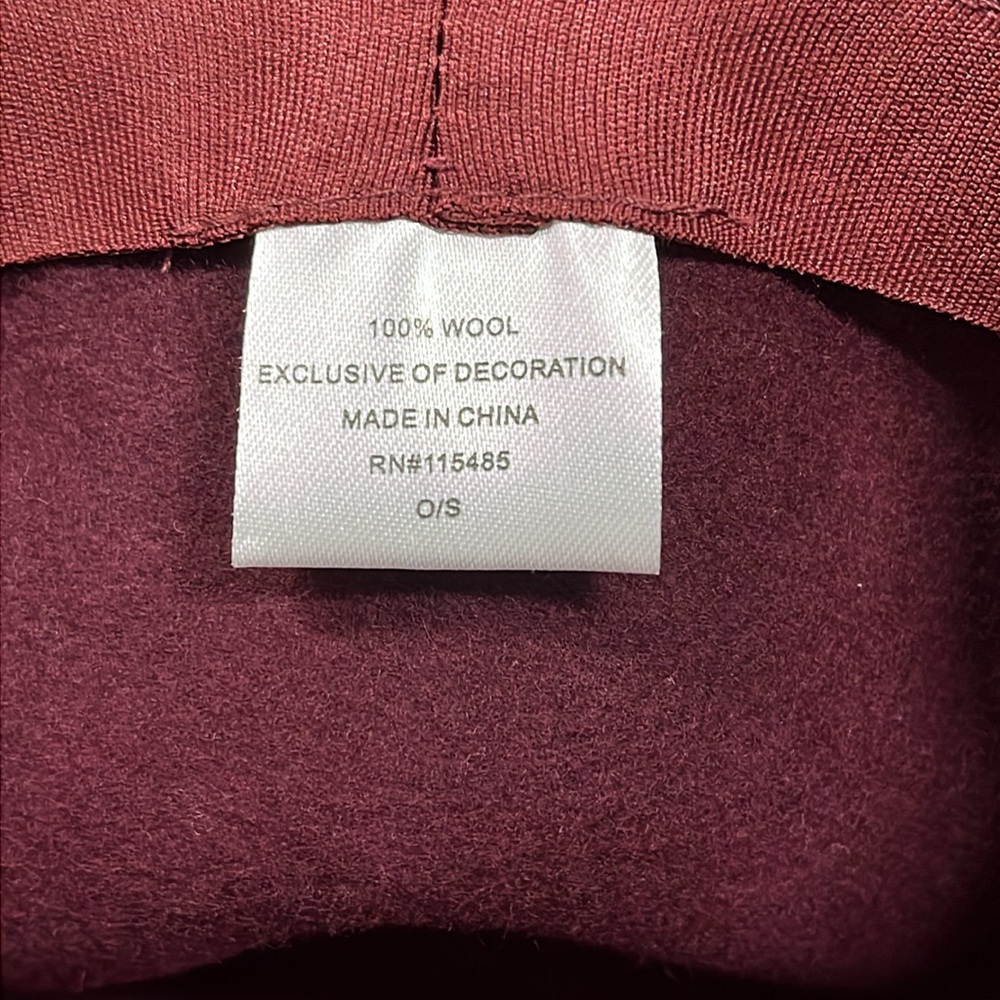 Wool hat - Picture 3 of 3